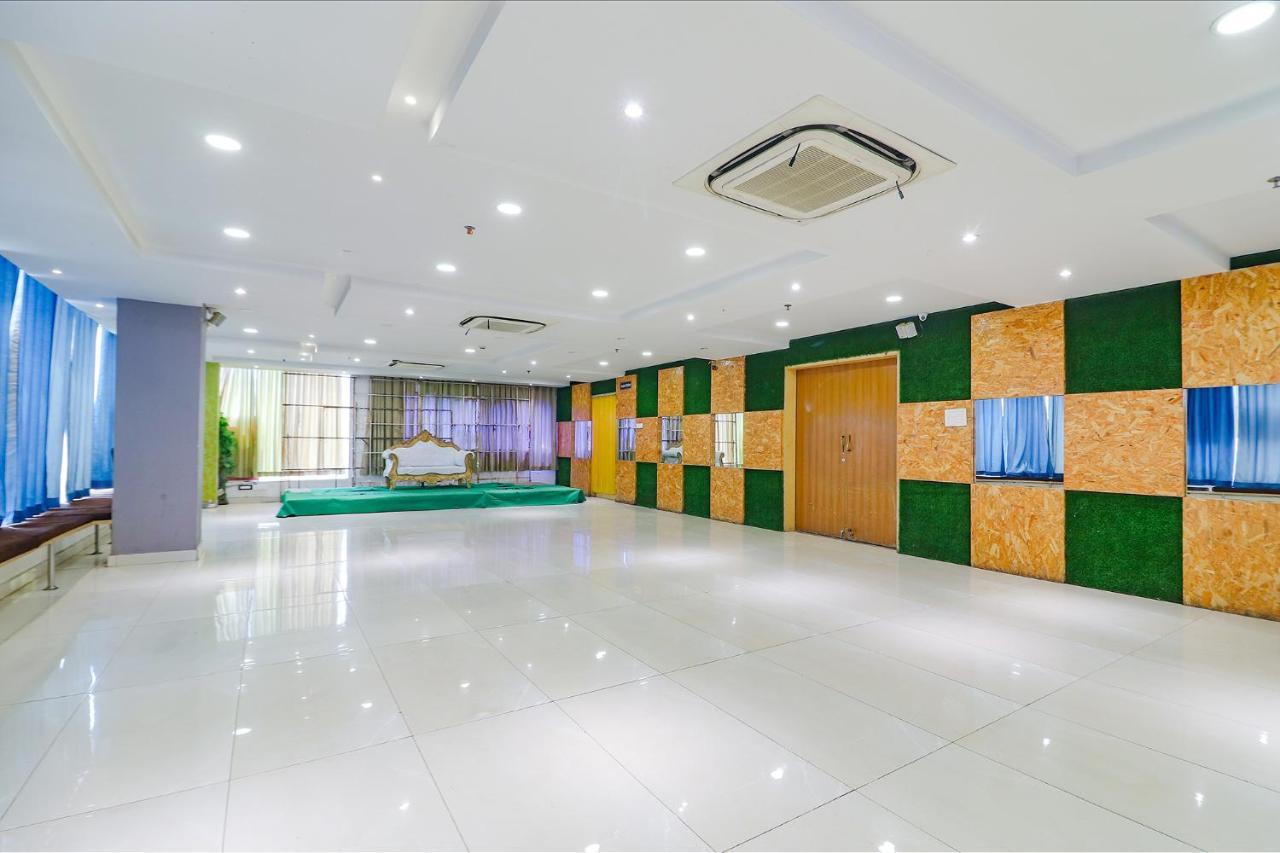 Fabhotel Aamantran & Banquet Halls - Nr Rtc X Roads Metro Station 하이데라바드 외부 사진
