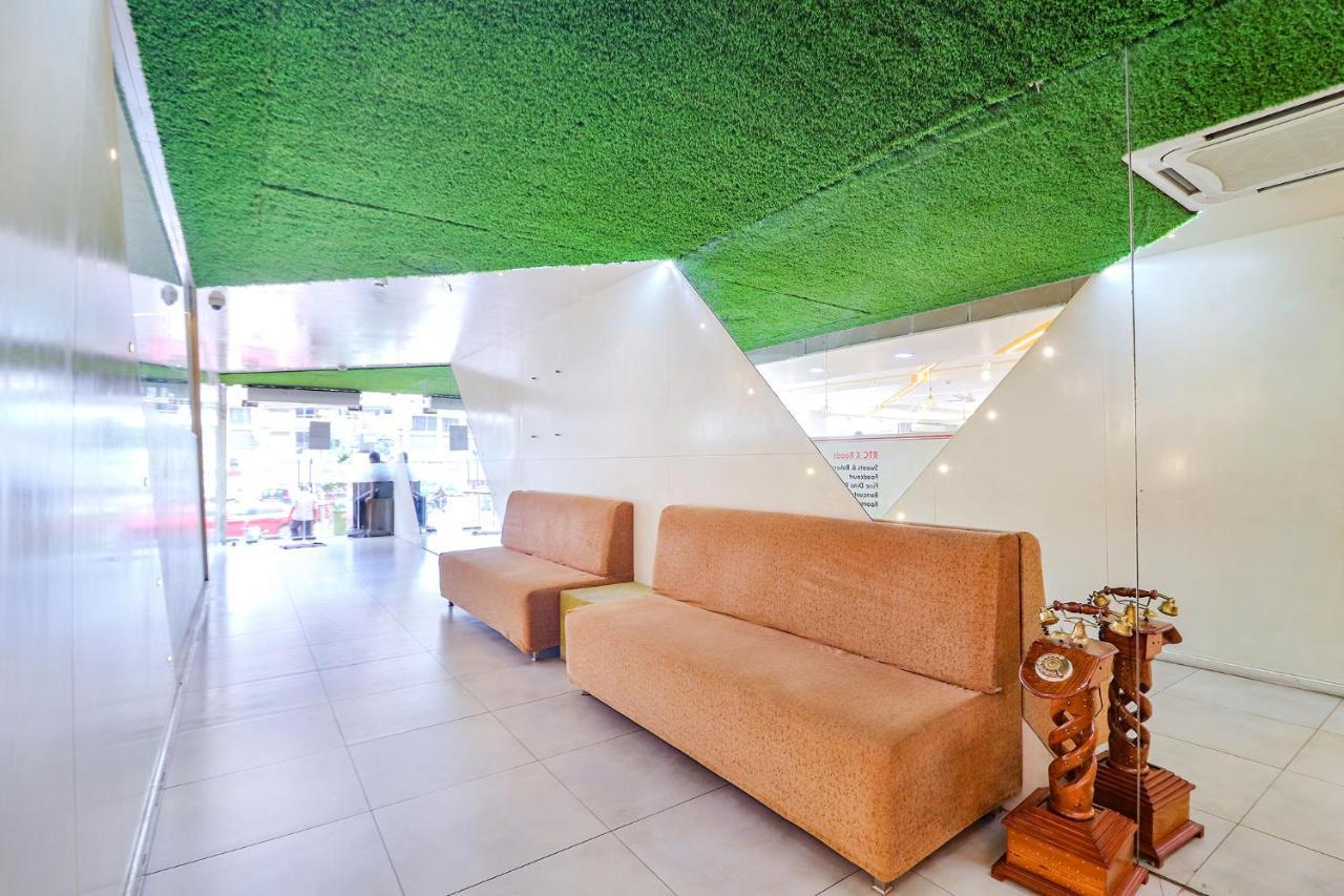 Fabhotel Aamantran & Banquet Halls - Nr Rtc X Roads Metro Station 하이데라바드 외부 사진